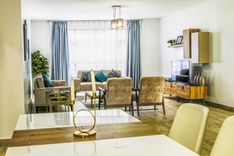 Cicada Crest Apartment